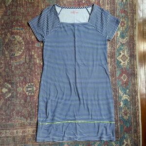 Women’s Small Vineyard Vines Striped Blue and White Dress with Green crochet